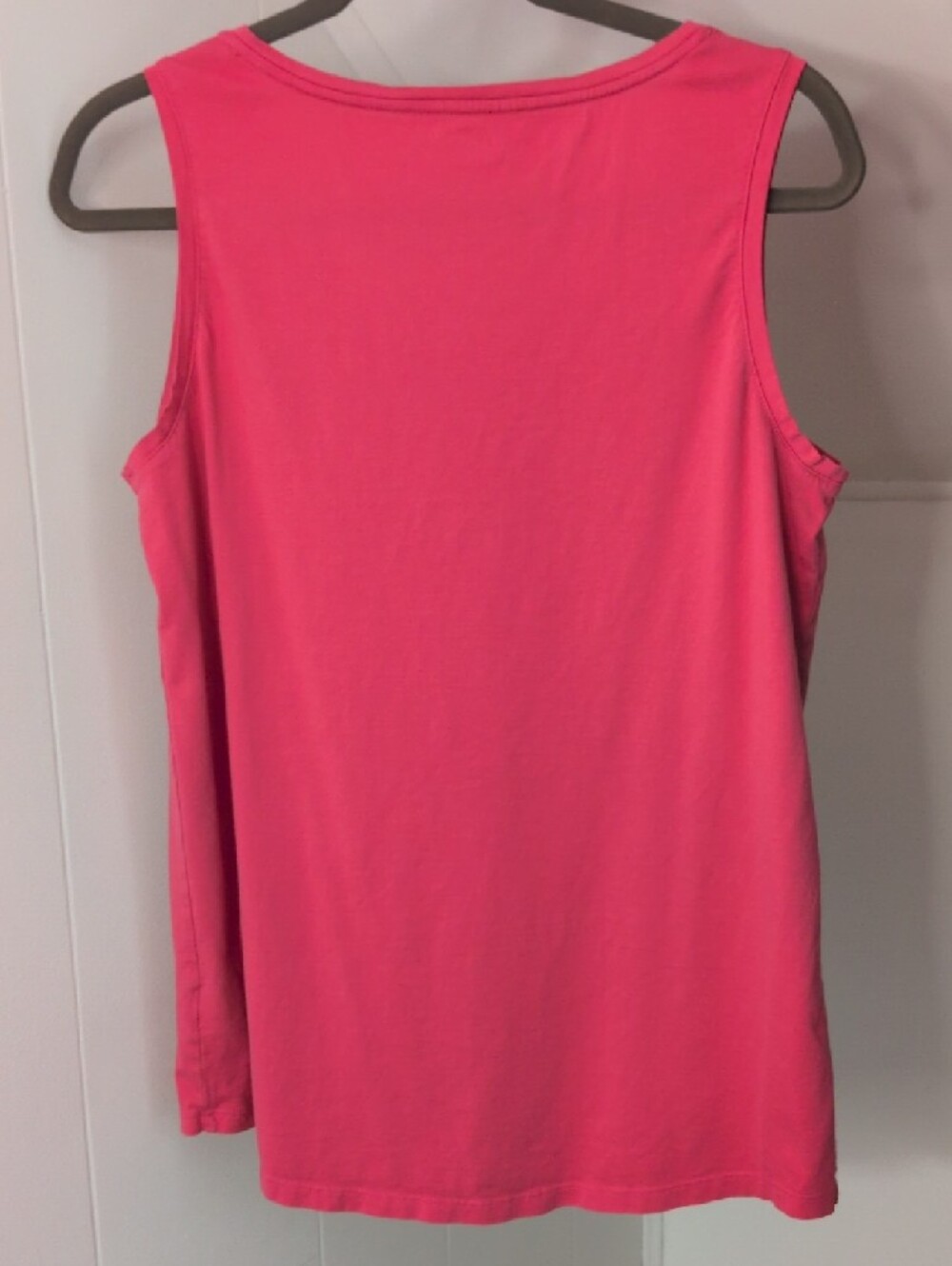 Pink Lands End Medium Tank - Picture 3 of 3